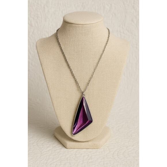 Gorgeous Purple Pendant Necklace - Picture 1 of 4